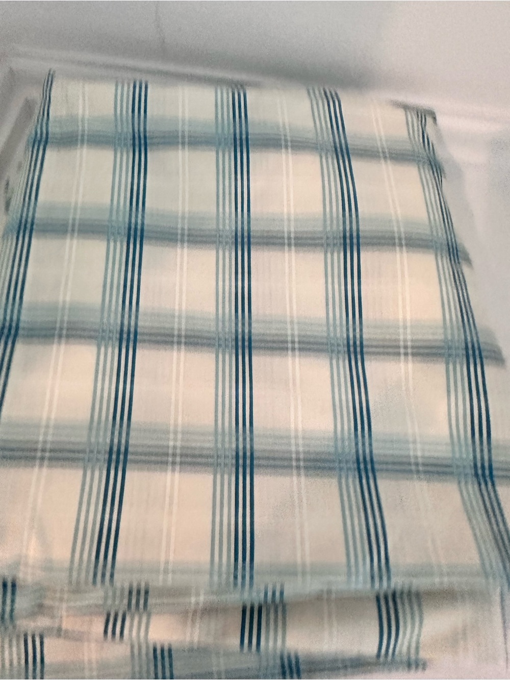 Vintage 1970s Wamsutta Ultracale Blue/White Plaid Queen Fitted Sheet~Poly Cotton - Picture 7 of 11